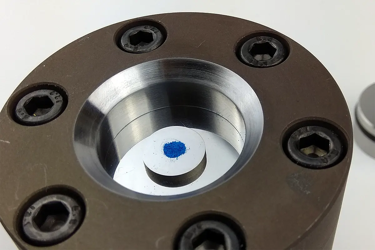 Пресс-формы малых диаметров для запрессовки в многоразовые стальные кольца с конструктивным ограничением нагрузки на пуансон фото 3